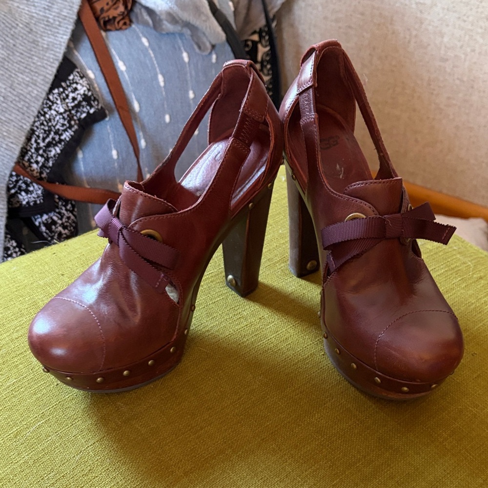 UGG Maroon Platform Heels with Bow and Studs